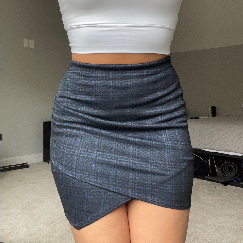NWT✨ Windsor Navy Skirt